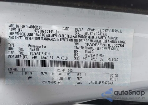 2017 Ford Focus S z USA, uszkodzony, nr VIN 1FADP3E20HL302784